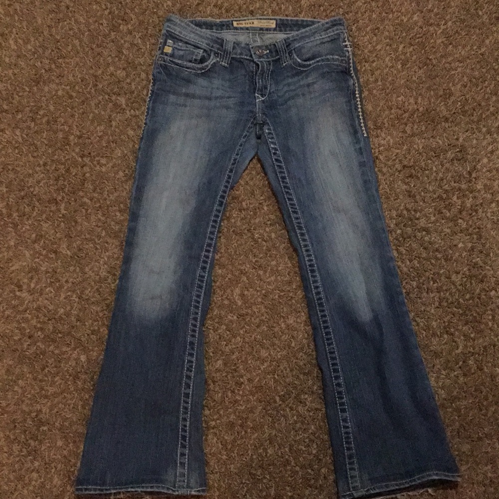 Boot cut jeans